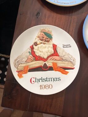 Norman Rockwell Santa Plate with Red, Green, Cream and Gold Accents